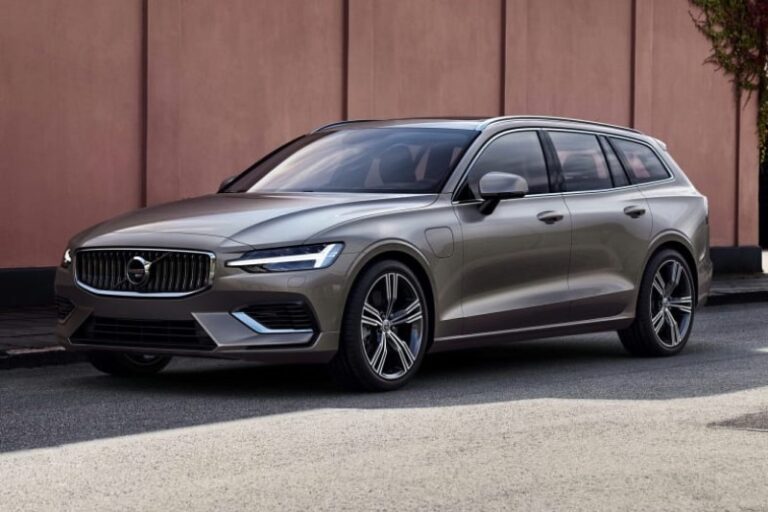 2021-volvo-v60-recharge-plug-in-hybrid